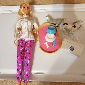 1996 Vintage Mattel - Pet Doctor Barbie  -Veterinary Set - Working Pet Bed!